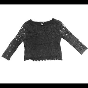 Black Lacy crop